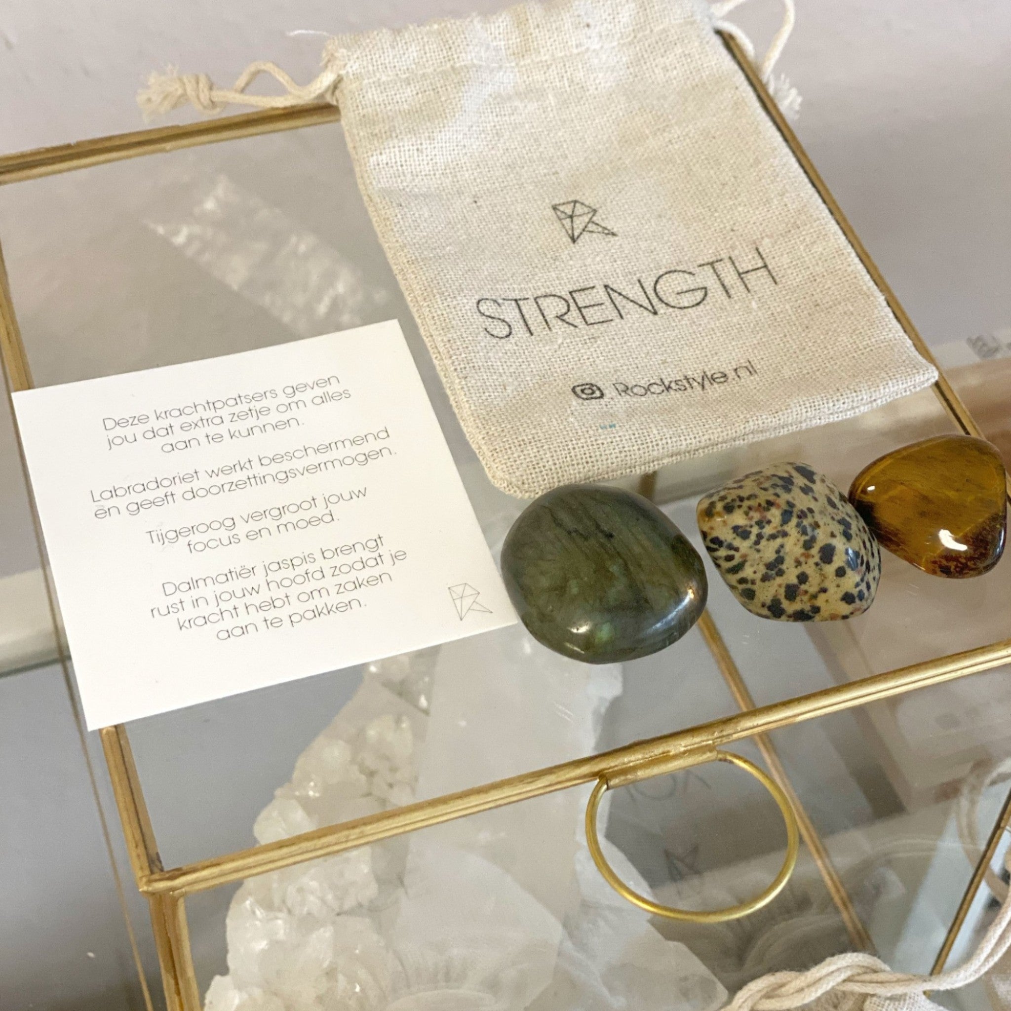 Krachtkristallen – Kracht (tijgeroog, dalmatiër jaspis en labradoriet)