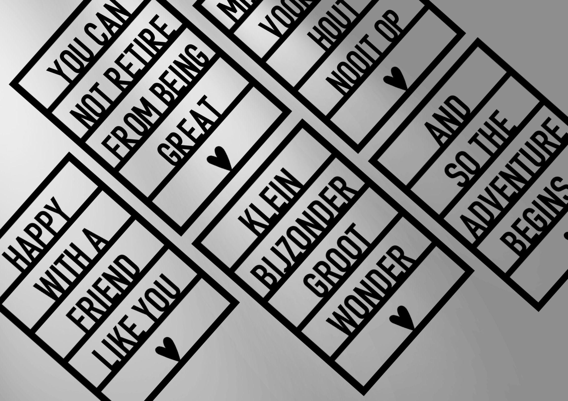 Houten wenskaarten met inspirerende quotes in Engels en Nederlands