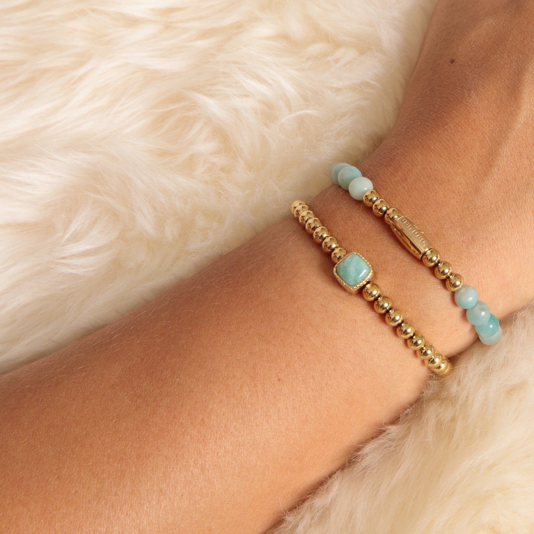 Gouden armband met vierkante Amazoniet edelstenen